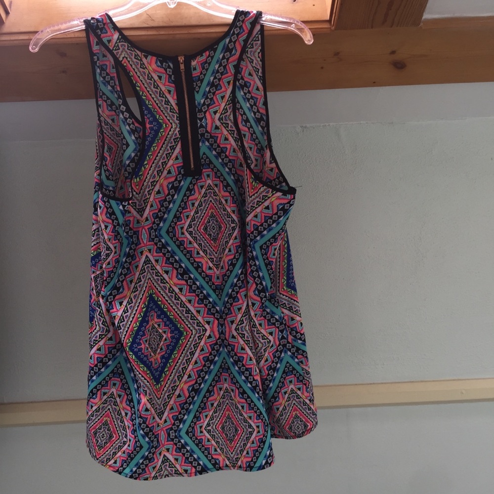Bright Pattern Tank Top - Picture 2 of 4